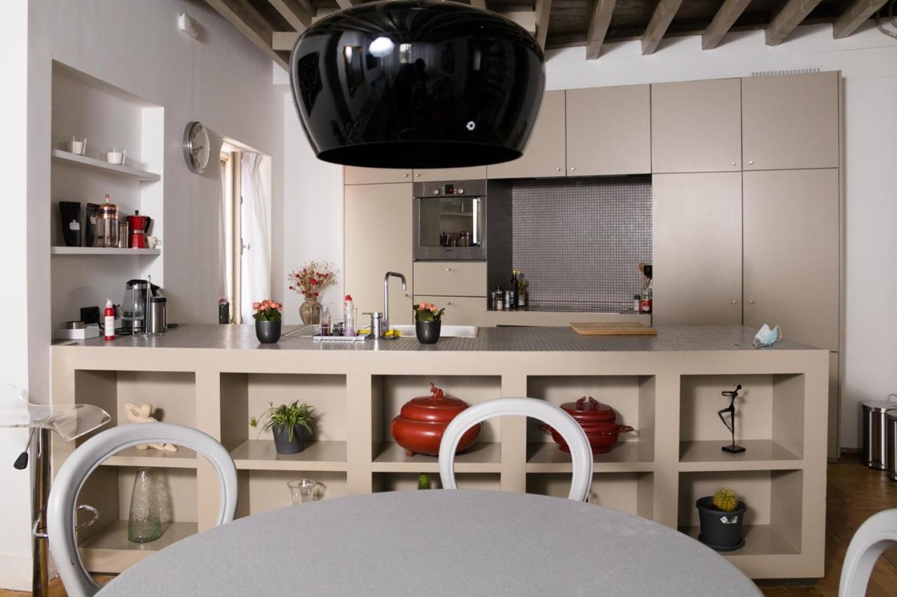 Duplex dernier étage avec terasse à deux pas de la grand place Bruselas Exterior foto